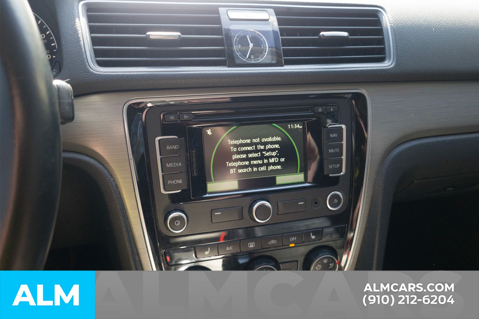 Used 2014 Night Blue Volkswagen 1.8T Sport image 9