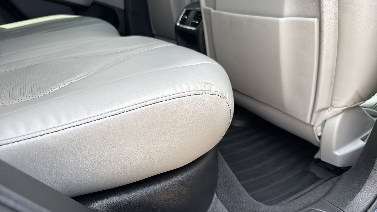 Used Car 2023 Acura Rdx  Technology Package For Sale Under $35,000 In Austin, Texas