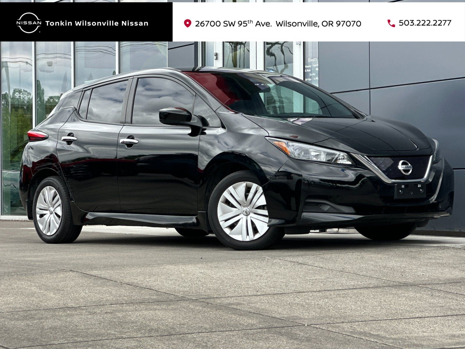 2022 Nissan Leaf S's photo