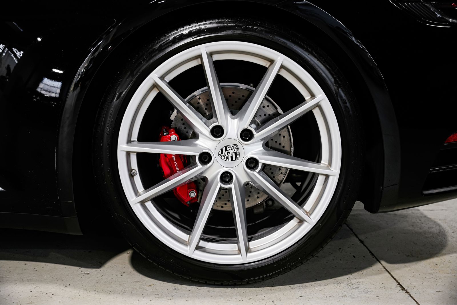 2022 Porsche 911 Carrera 4S — photo 47