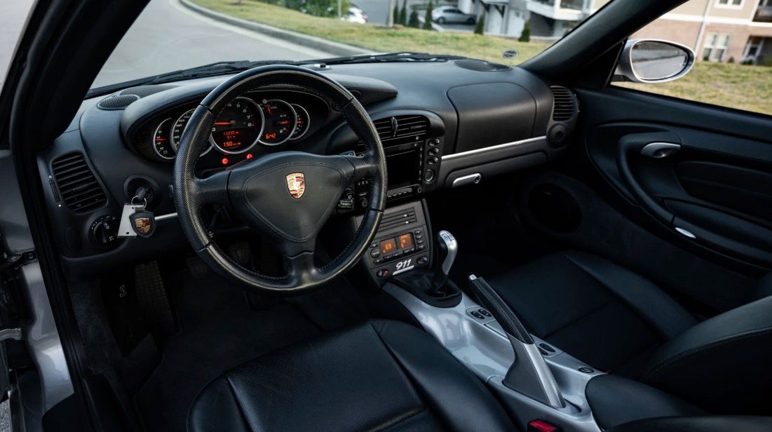 2004 Porsche 911 Carrera — photo 4