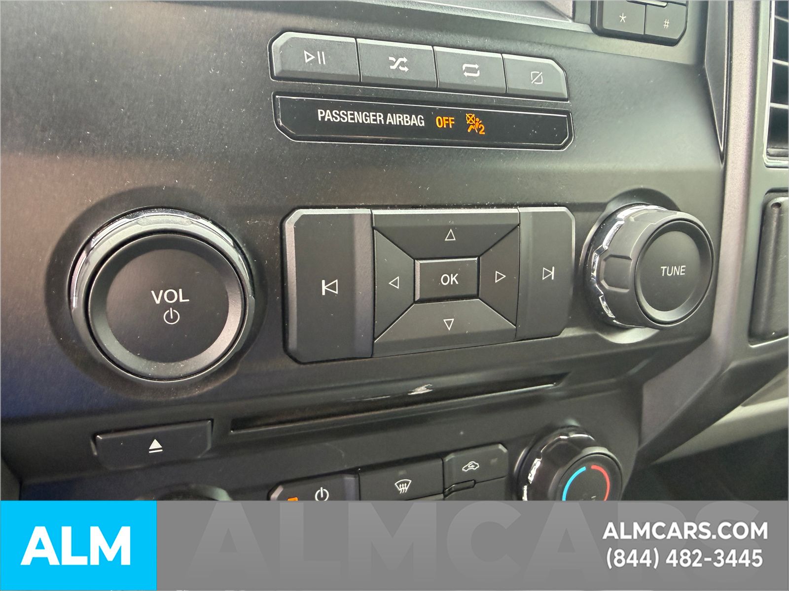 Used 2018 Oxford White Ford XLT image 21