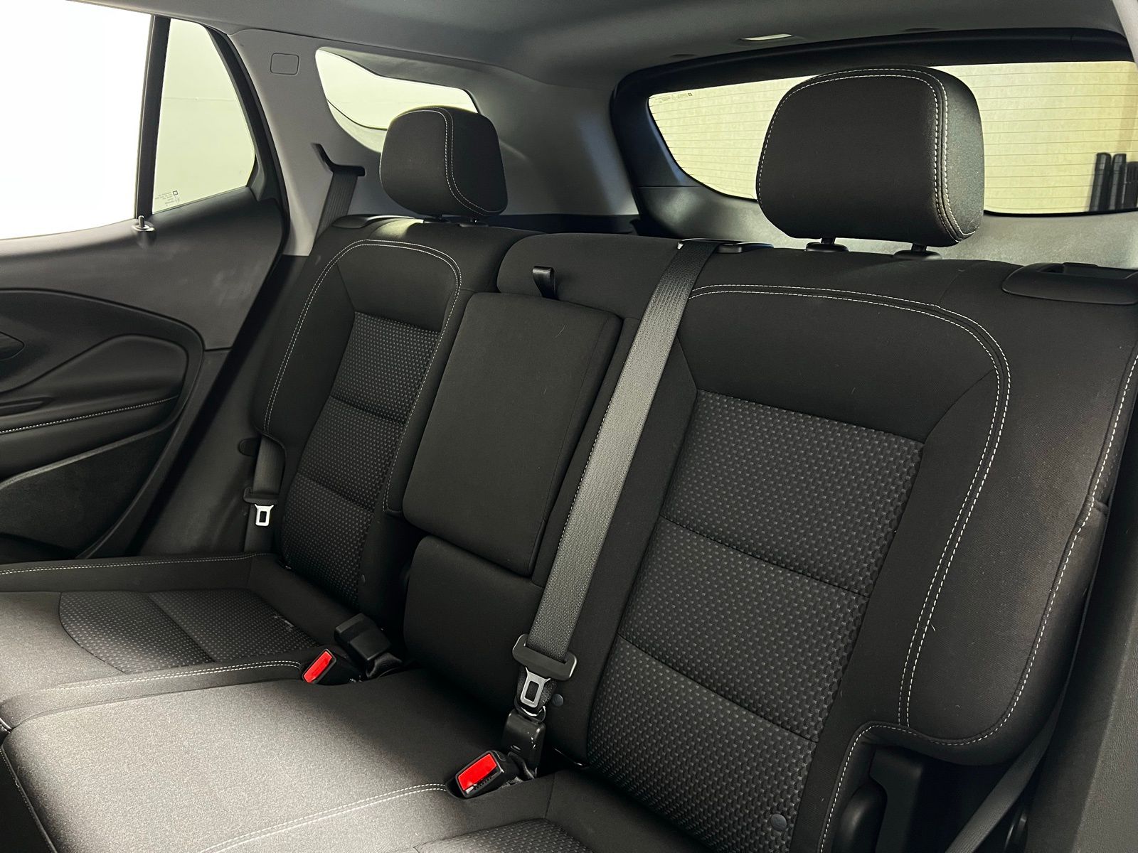 Thumbnail: 2022 GMC Terrain - 25