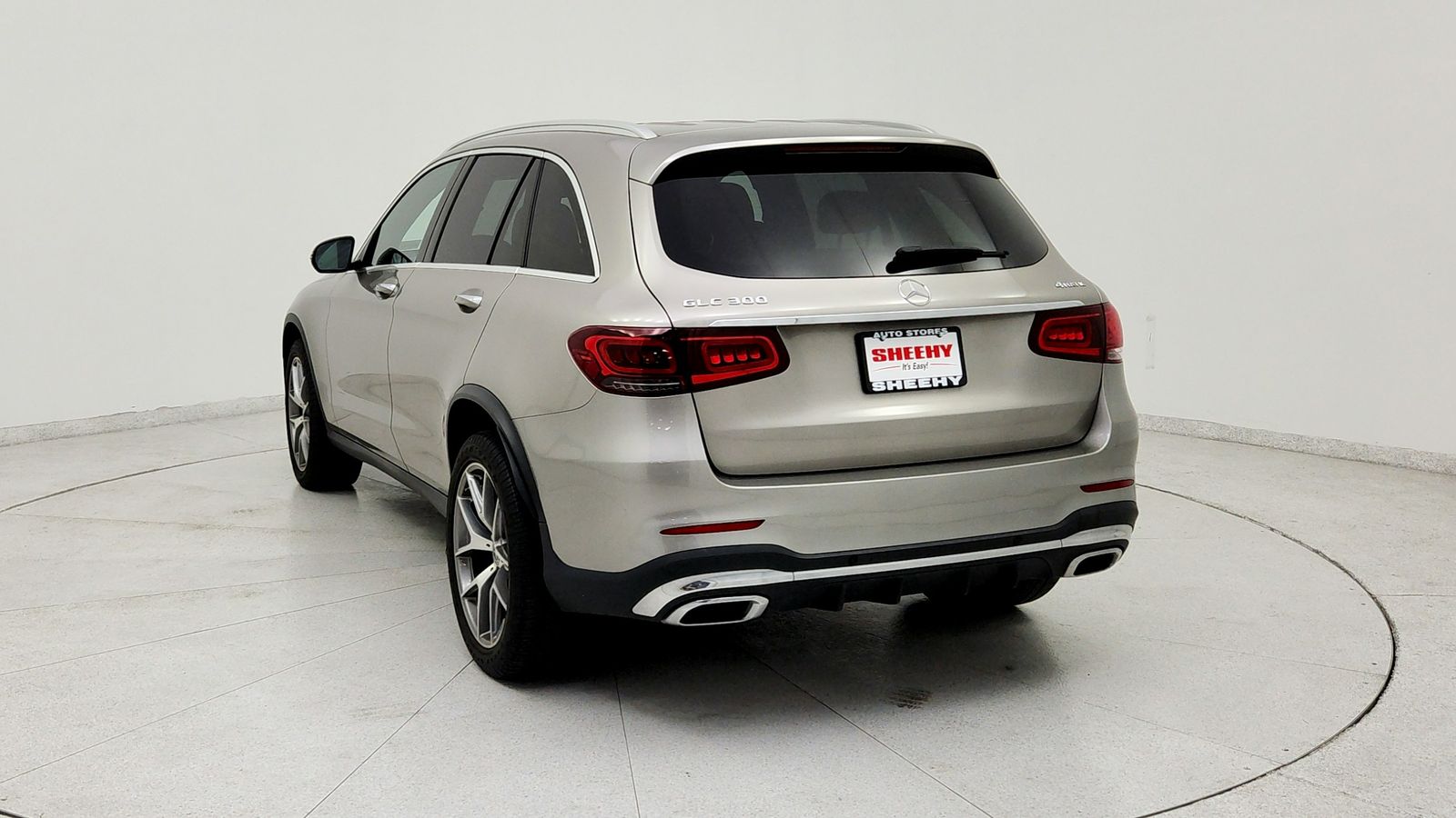 Used 2020  Mercedes-Benz GLC 300 image 5