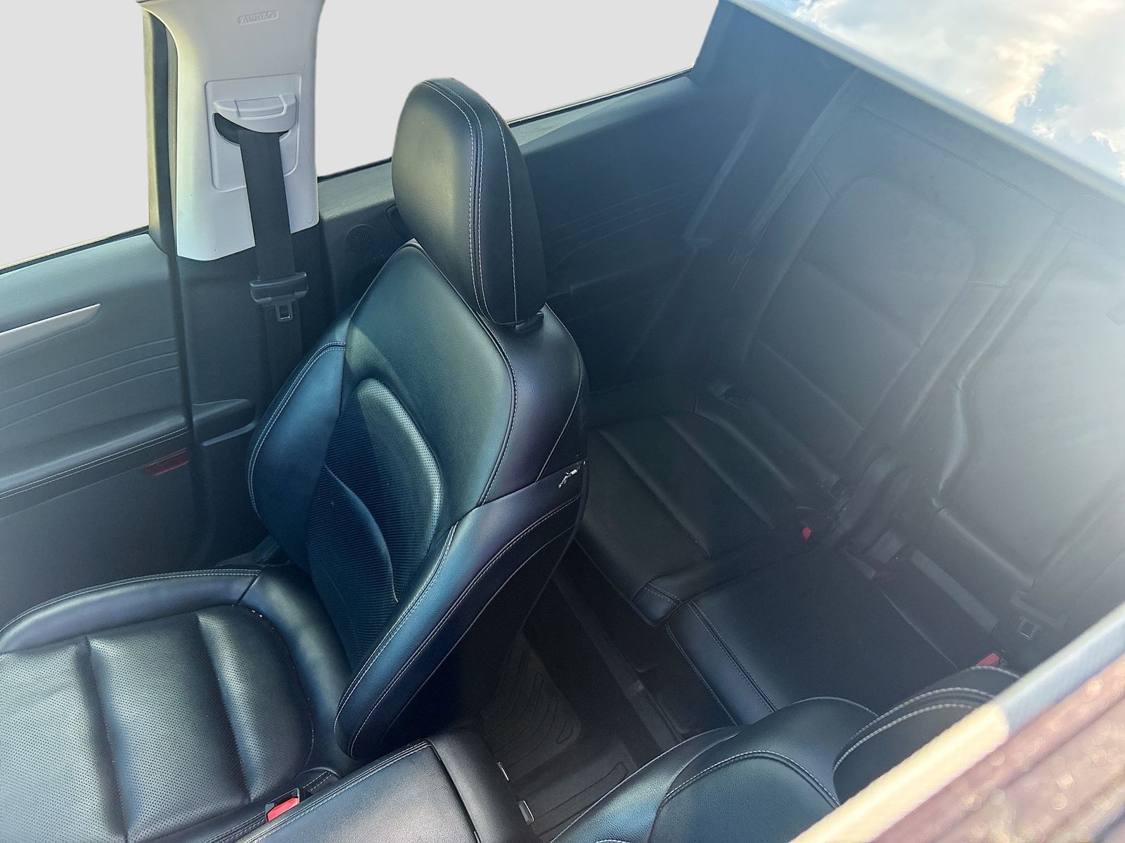 Used 2022 Blue Ford SEL image 20