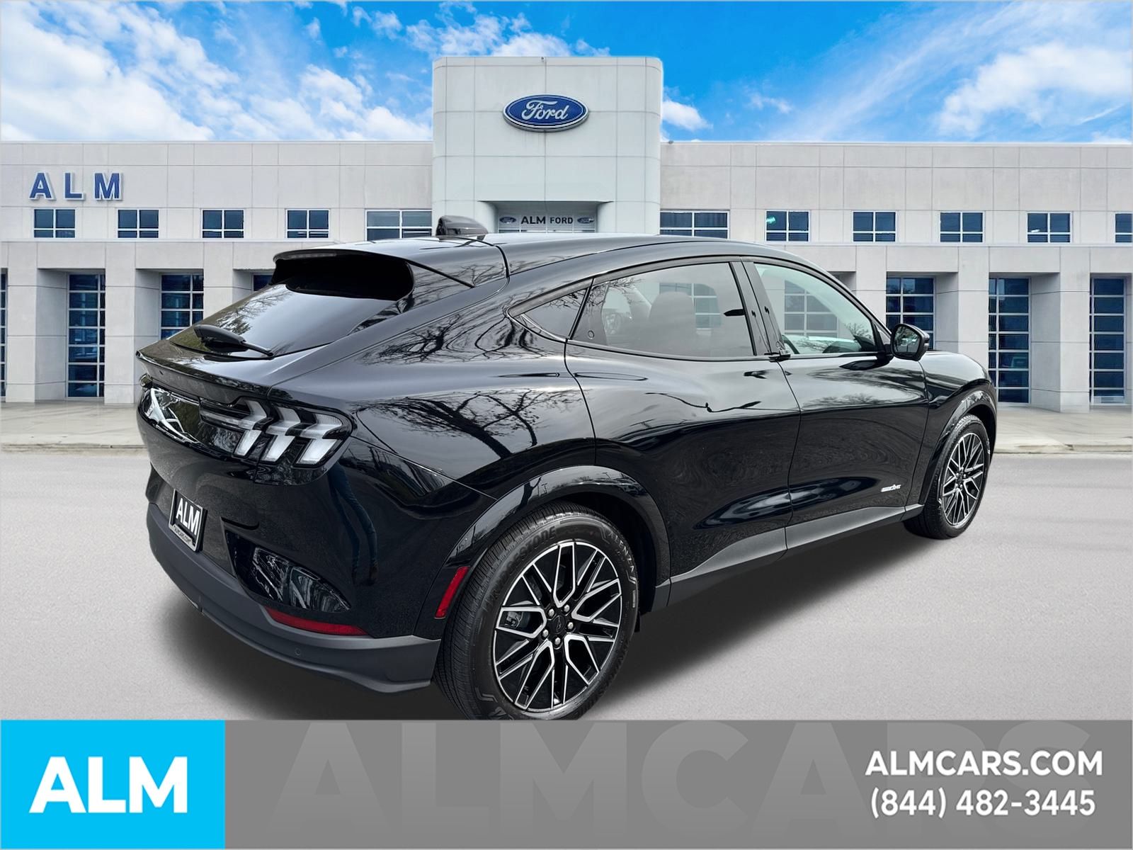 Used 2025 Black Ford Premium image 5