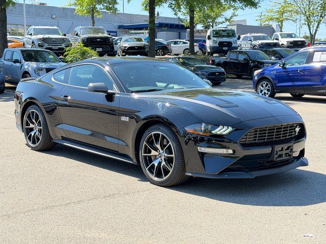 2020 Ford Mustang EcoBoost Coupe Premium's photo