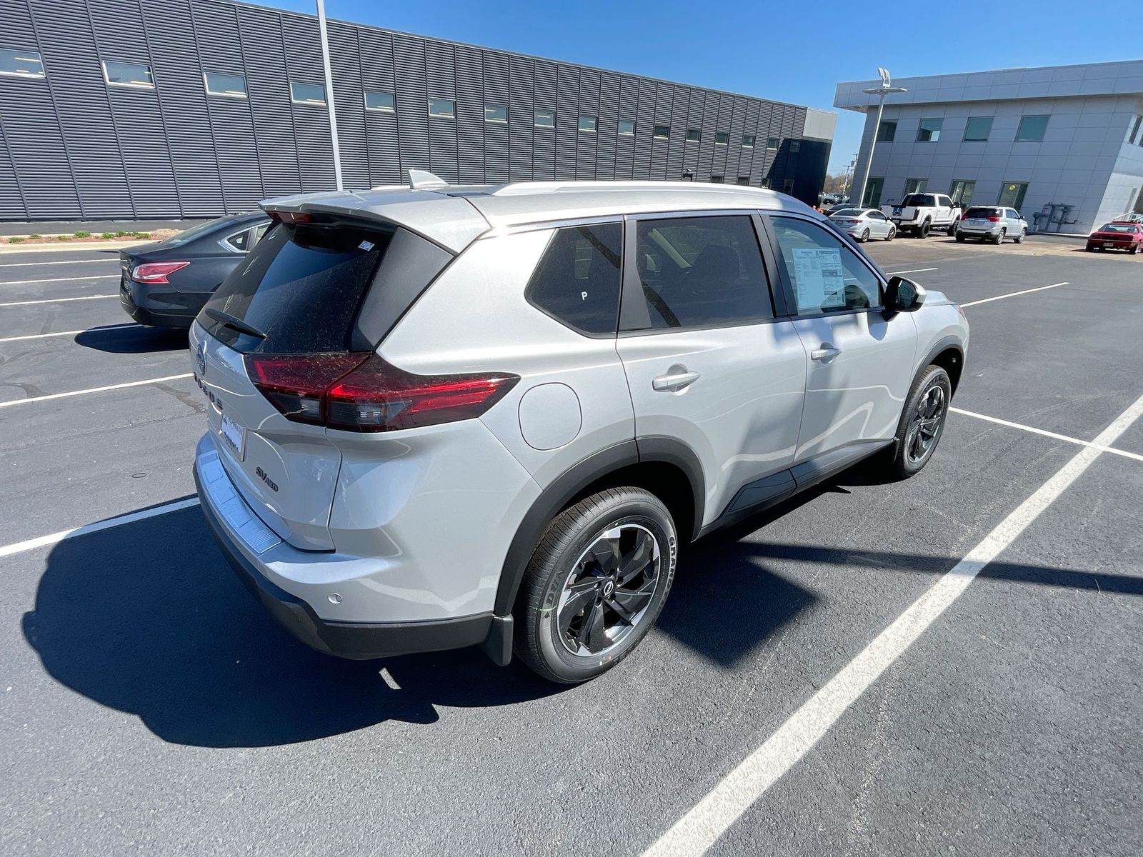 2024 Nissan Rogue SV 19