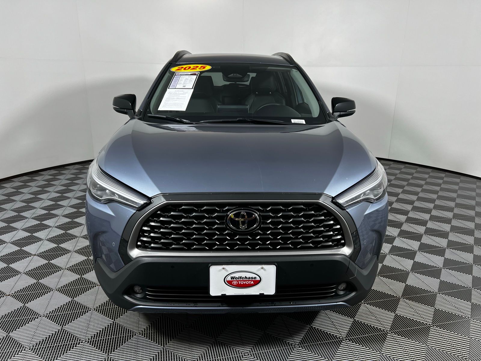 Thumbnail: 2025 Toyota Corolla Cross - 2