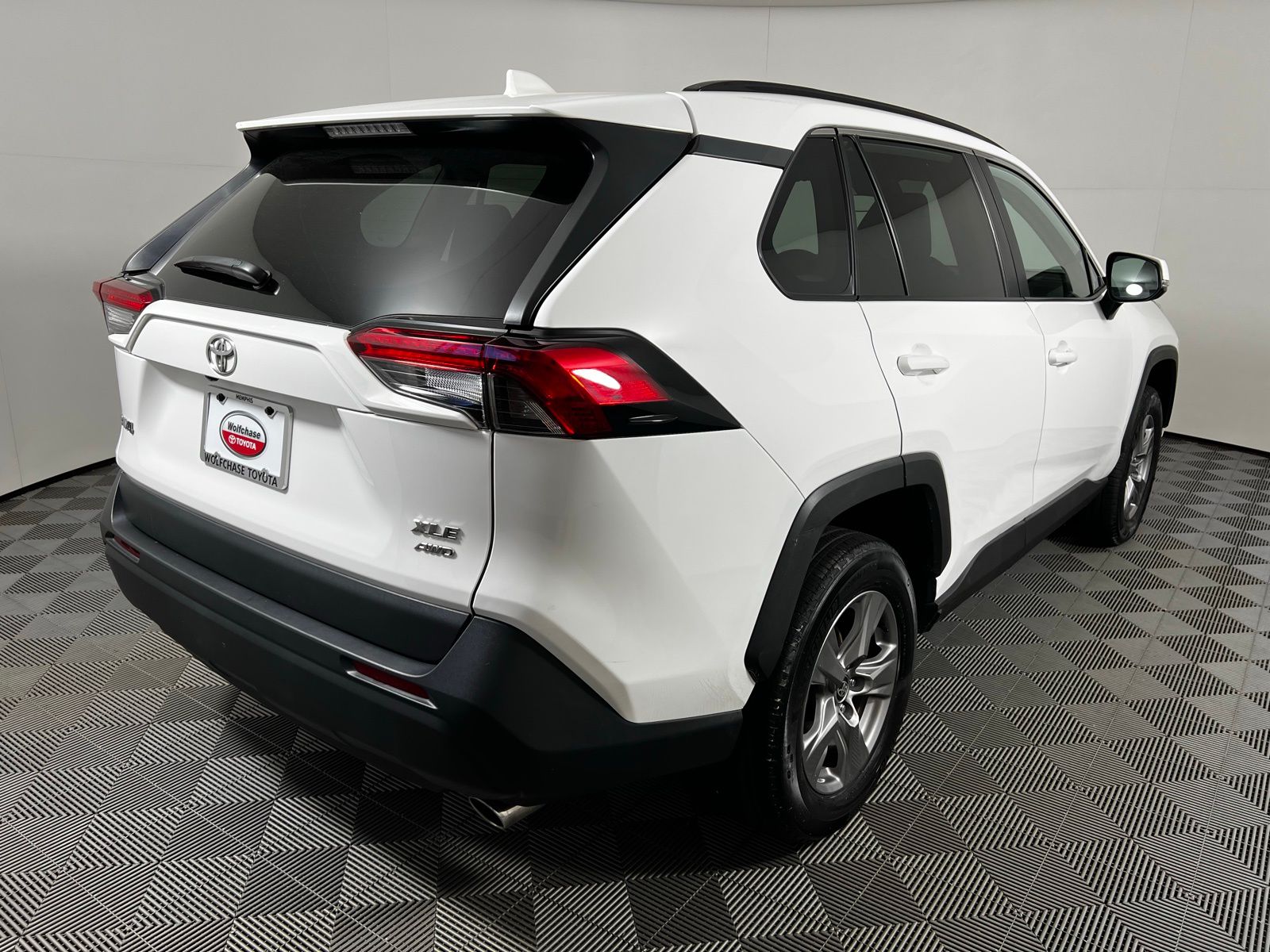 Thumbnail: 2024 Toyota RAV4 - 6