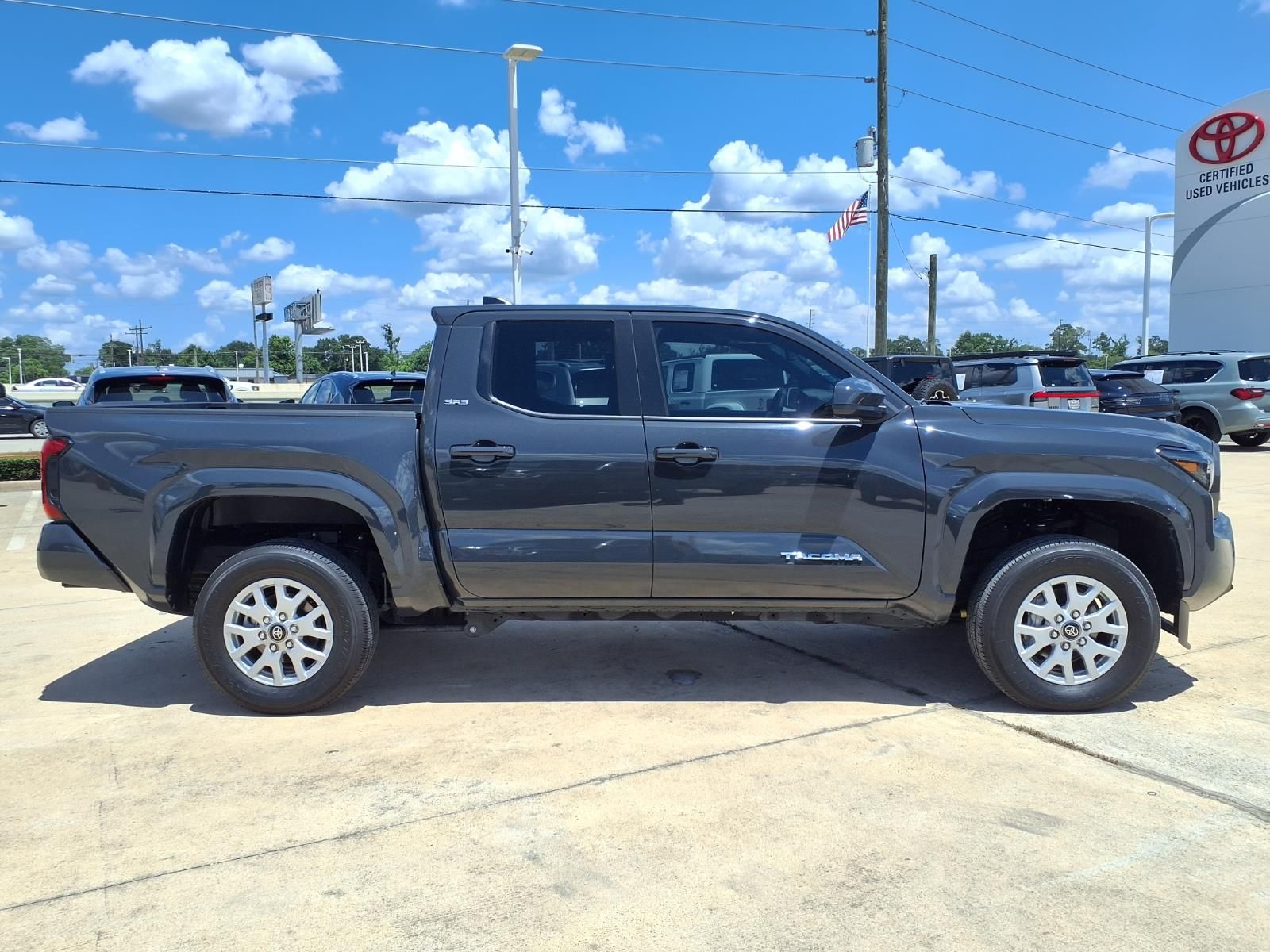 2025 Toyota Tacoma SR5 - 4