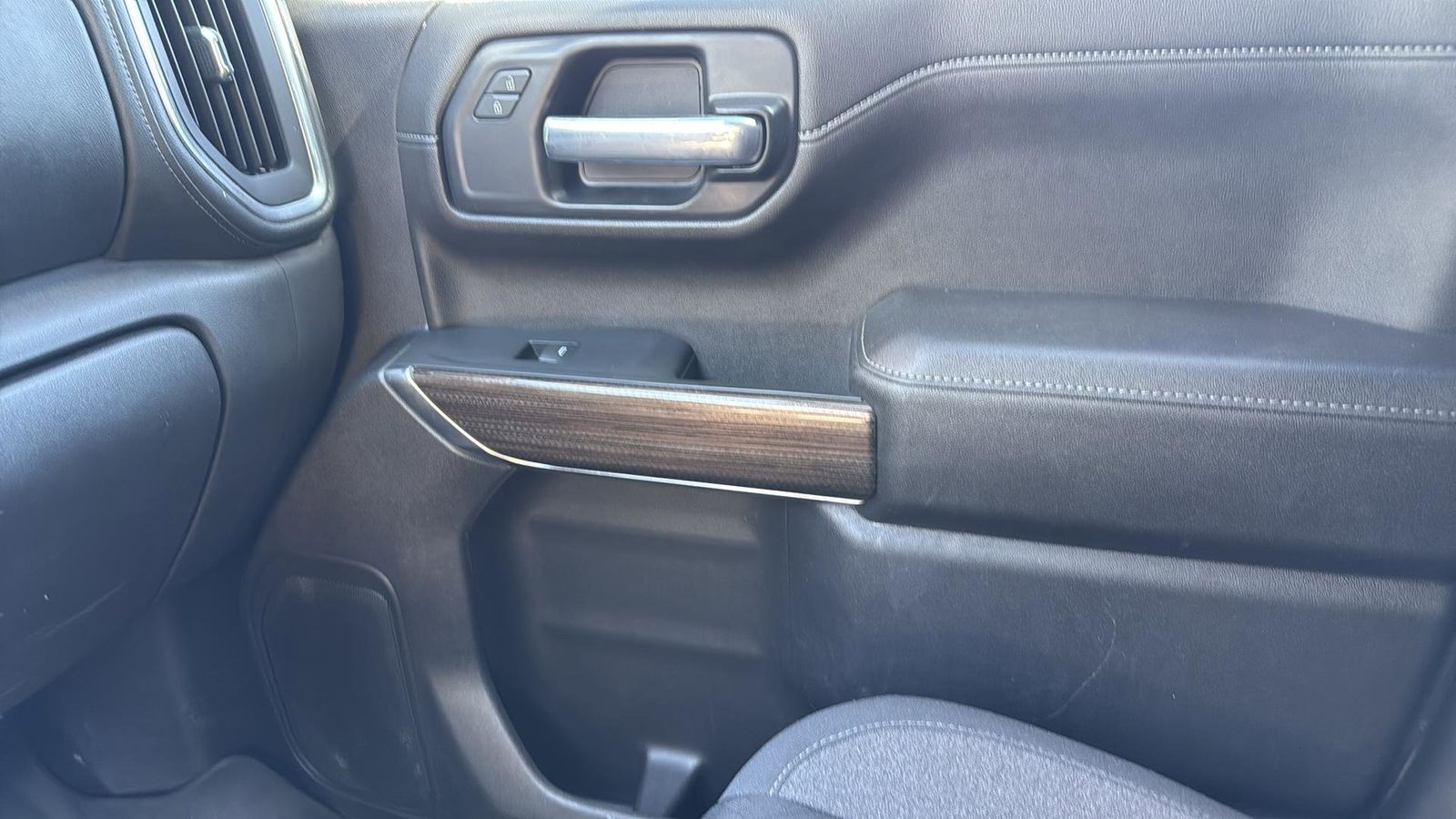 Used Car 2021 Chevrolet Silverado 1500  Lt For Sale Under $35,000 In Austin, Texas