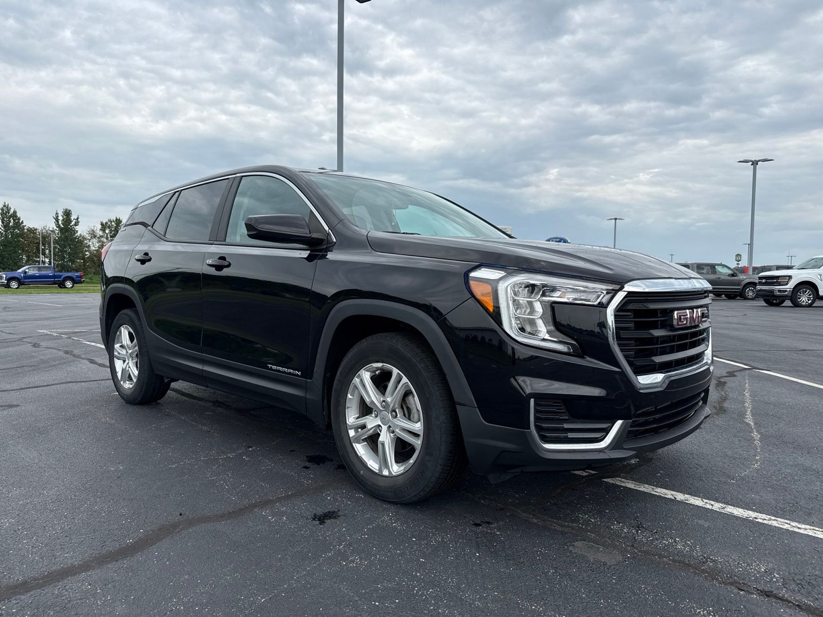 2022 GMC Terrain image 9