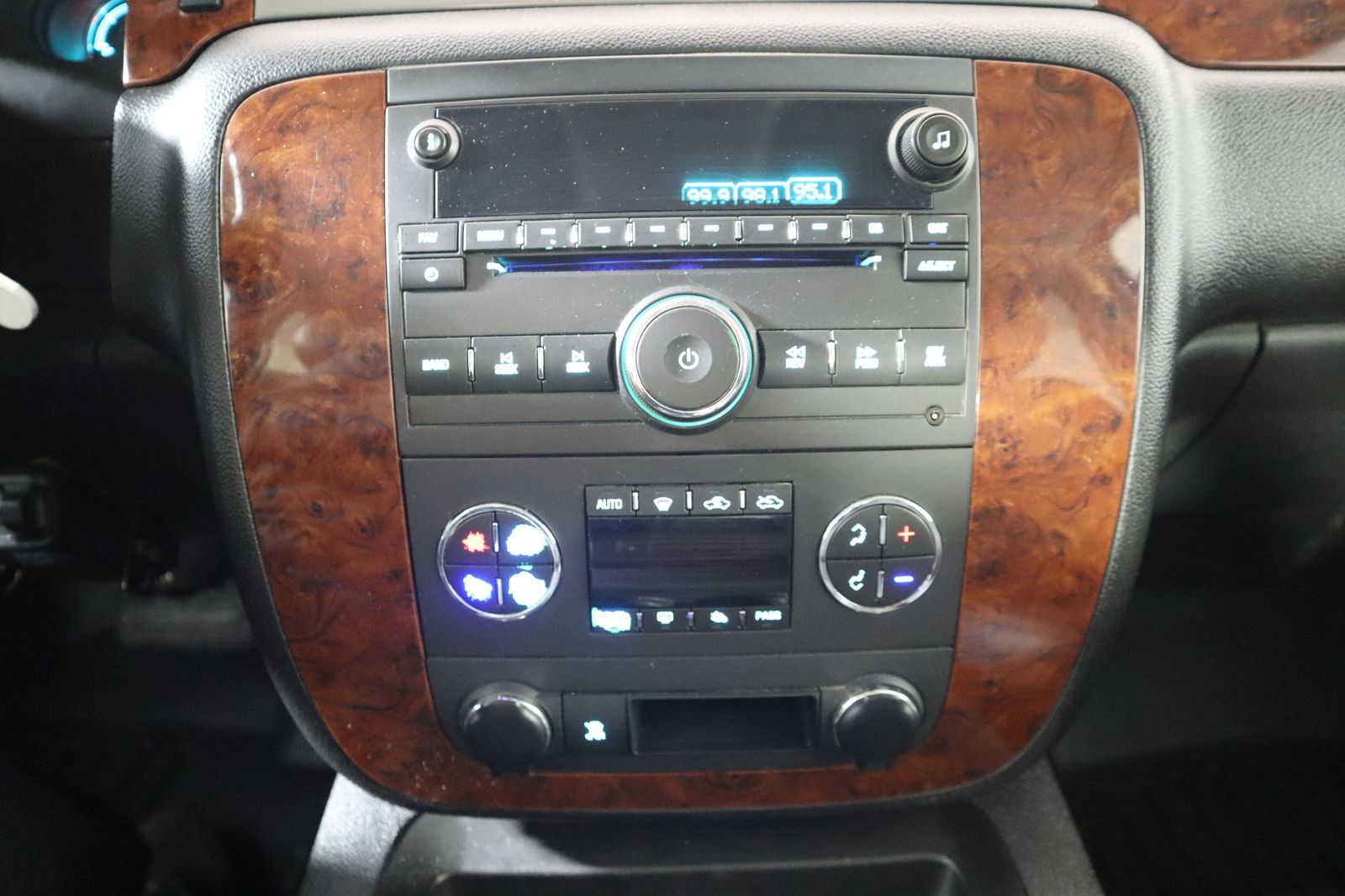 2010 Chevrolet Silverado 1500 LTZ photo
