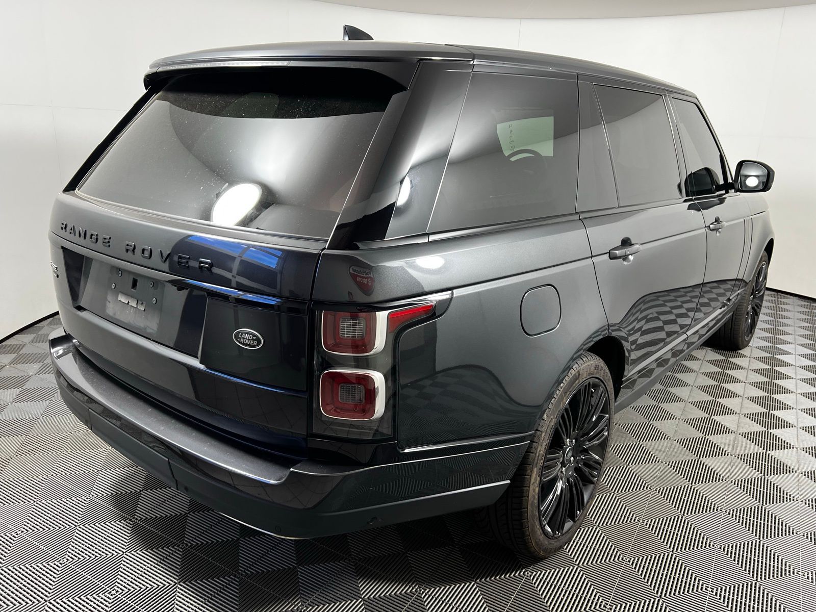 Thumbnail: 2021 Land Rover Range Rover - 5