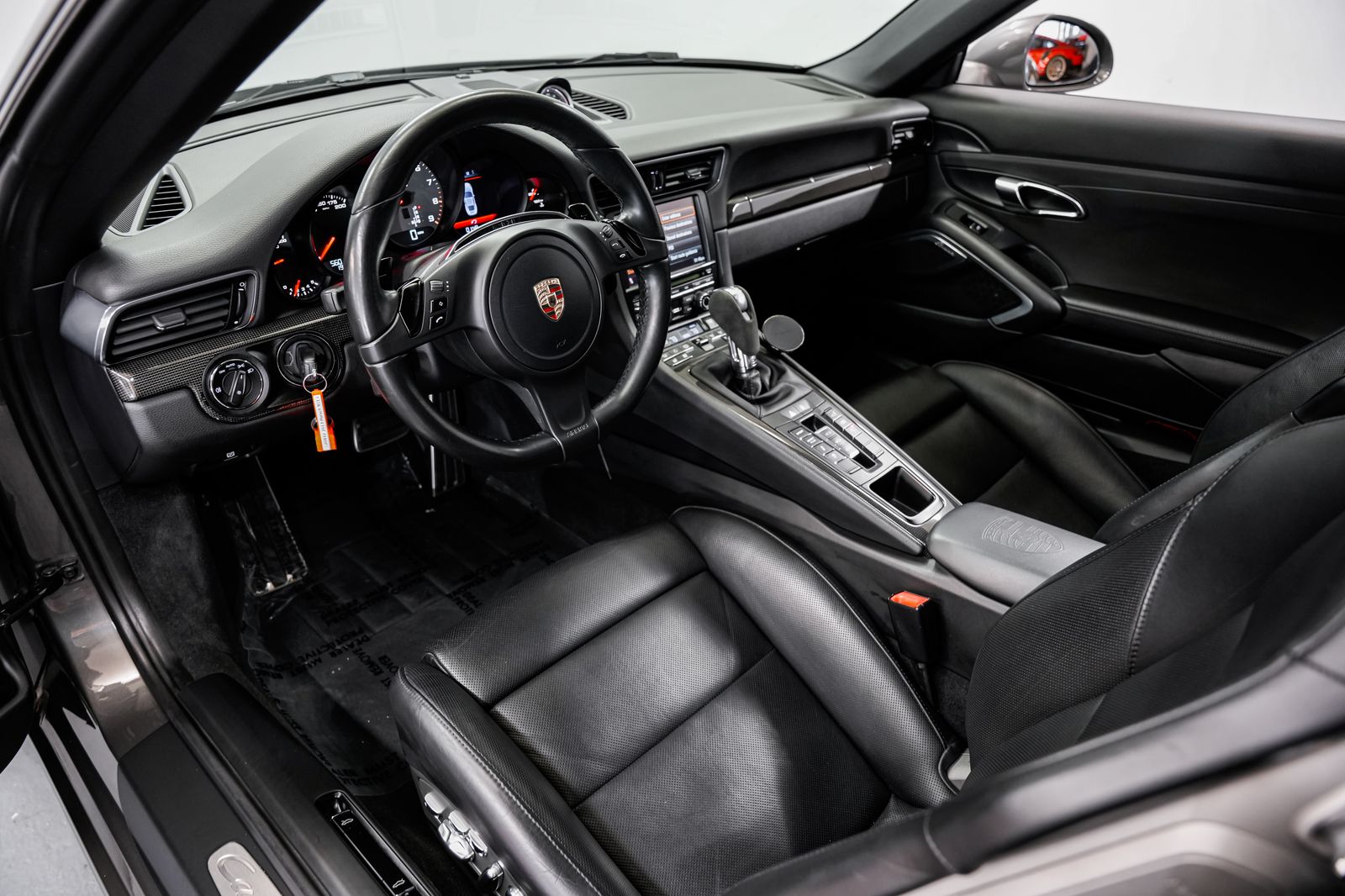 2013 Porsche 911 Carrera 4S — photo 9
