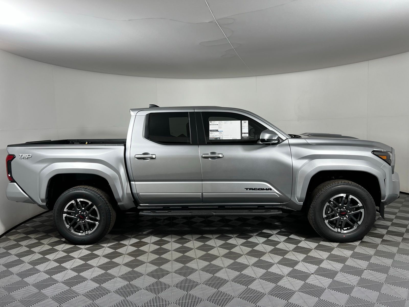 Thumbnail: 2025 Toyota Tacoma - 4
