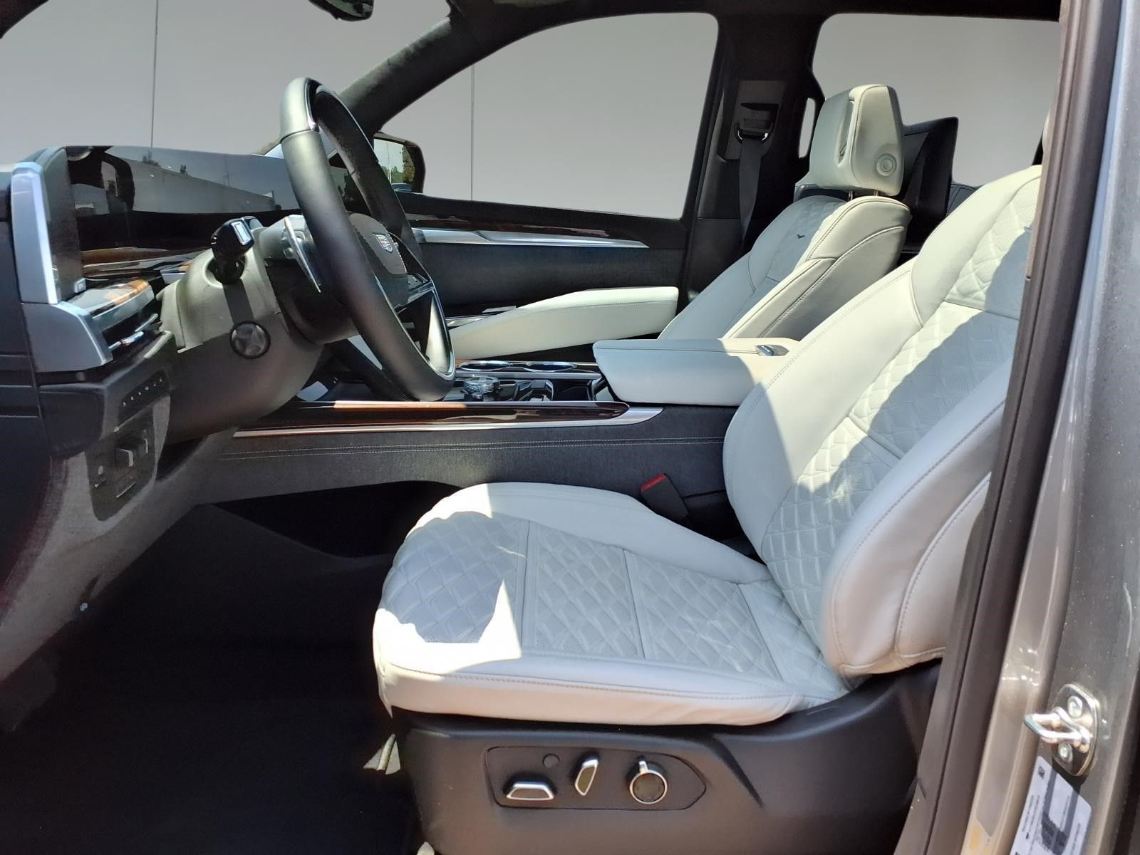 2026 Cadillac Escalade Platinum Sport Silver at Bayway Cadillac of The Woodlands