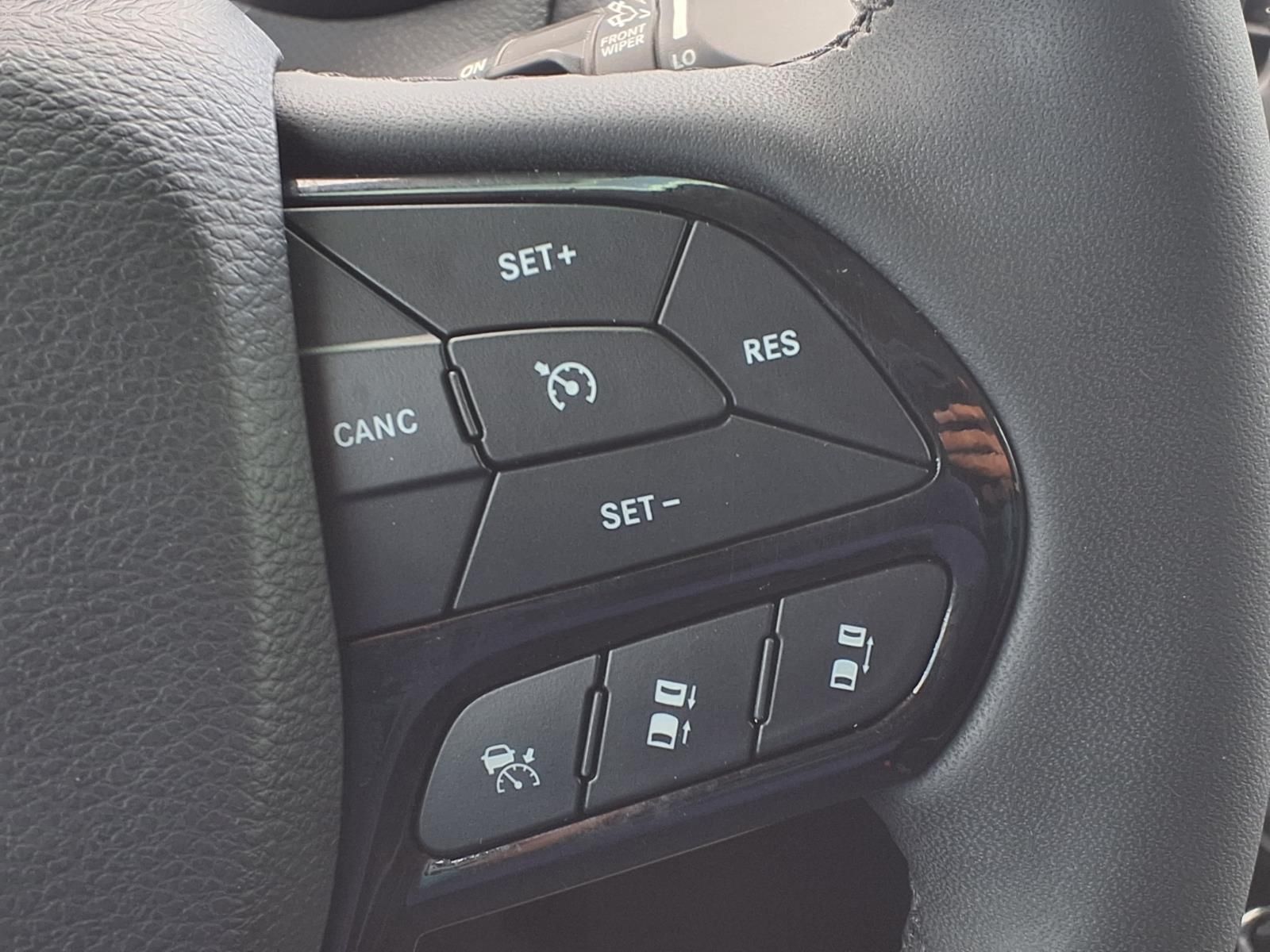 2023 Jeep Cherokee Altitude White at Emmons Autoplex