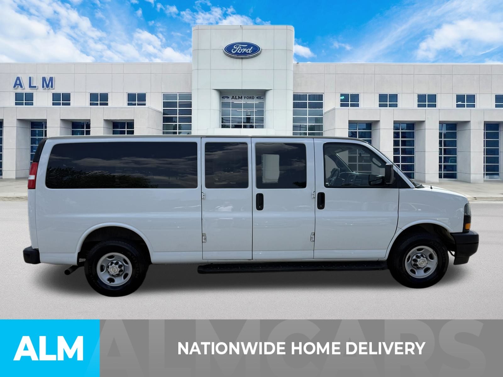 Used 2020 White Chevrolet LS image 4