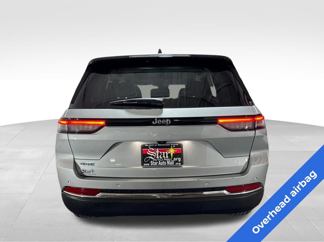 View vehicle photo 6