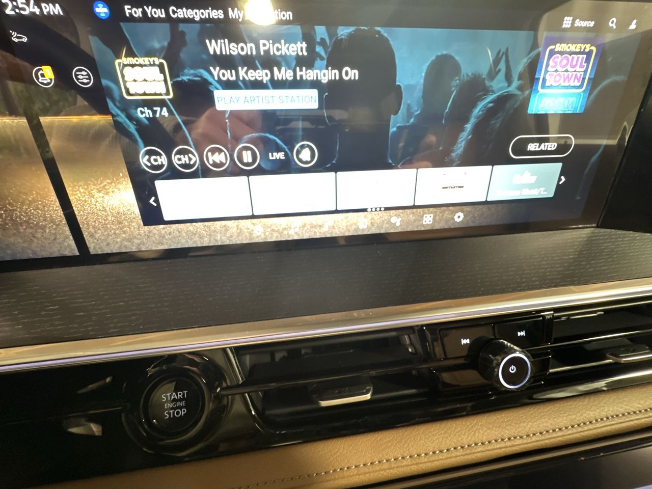 2025 Infiniti QX80 Sensory photo 19
