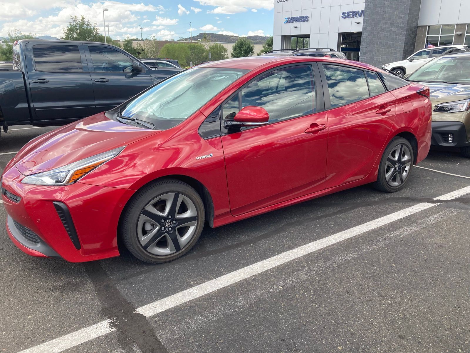 2019 Toyota Prius L 2