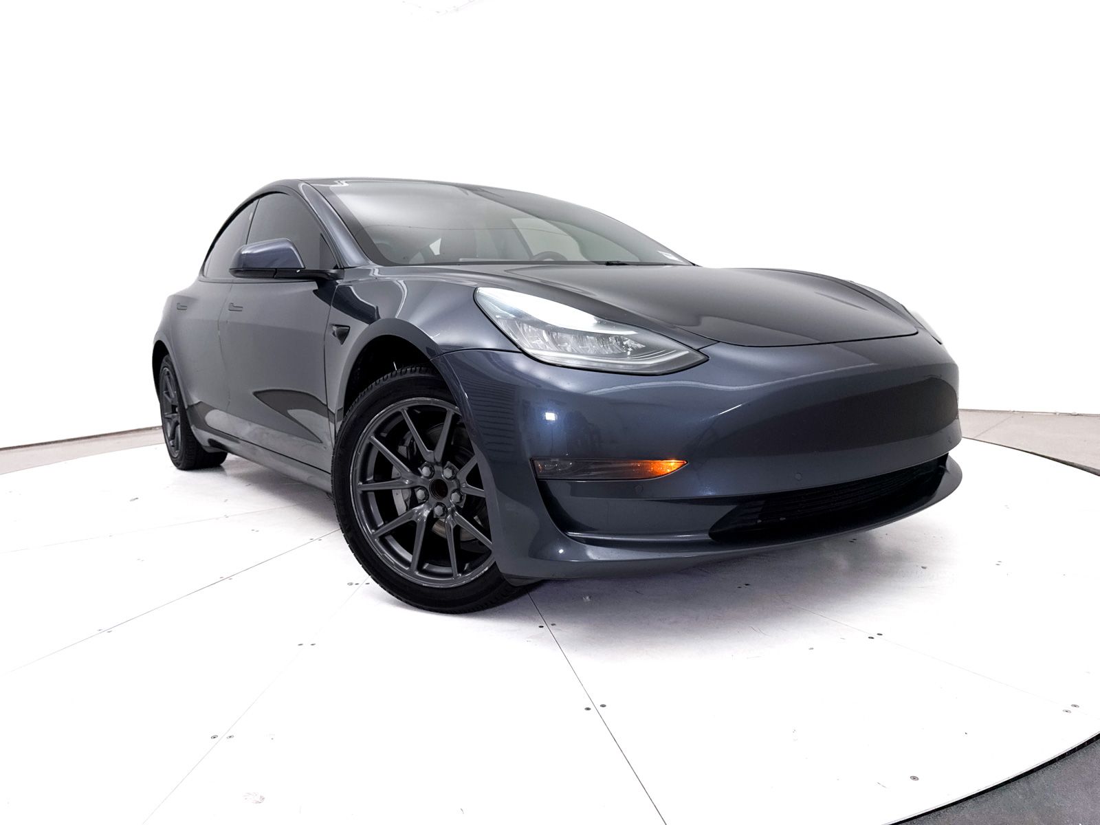 2019 Tesla Model 3 Mid Range