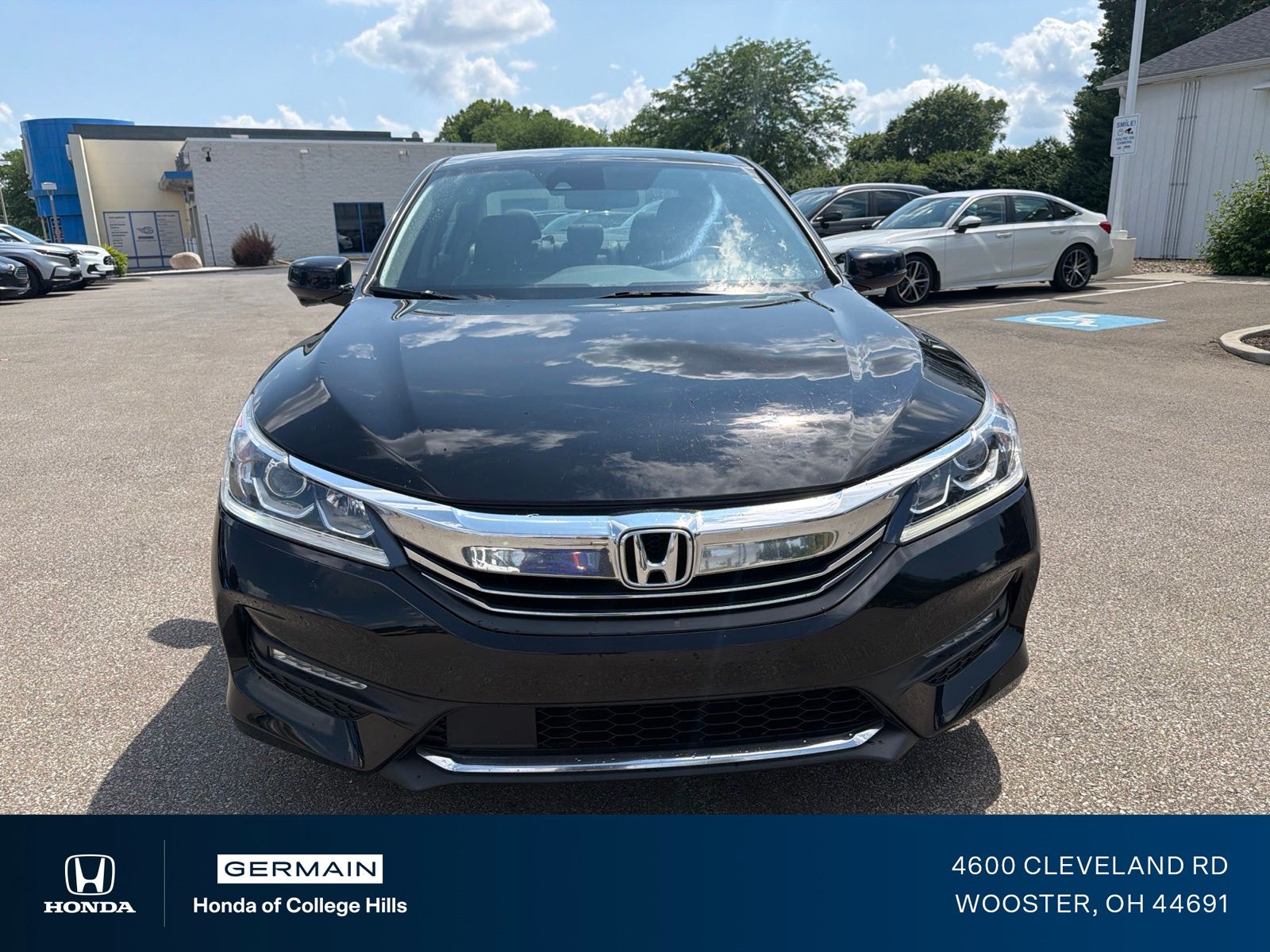 Certified Used 2017 Black Honda EX-L image 2
