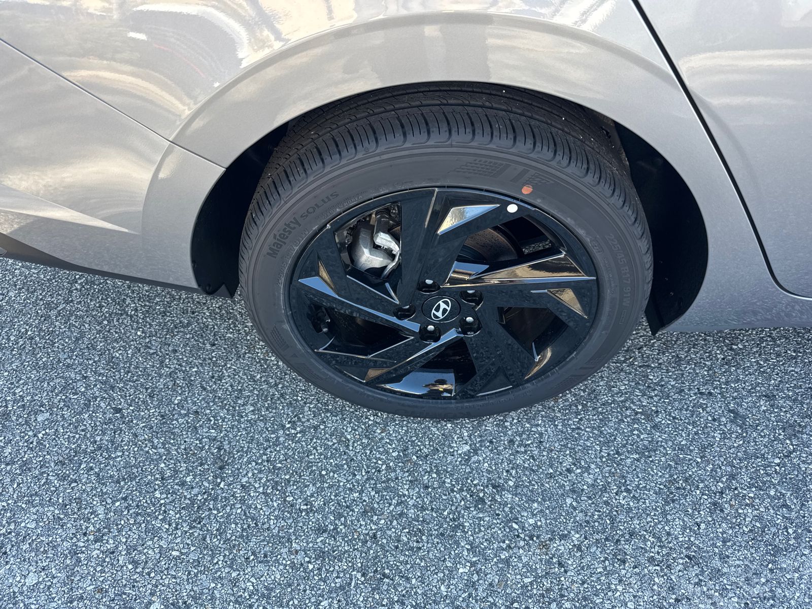 New 2026 Silver Hyundai SEL Sport image 18