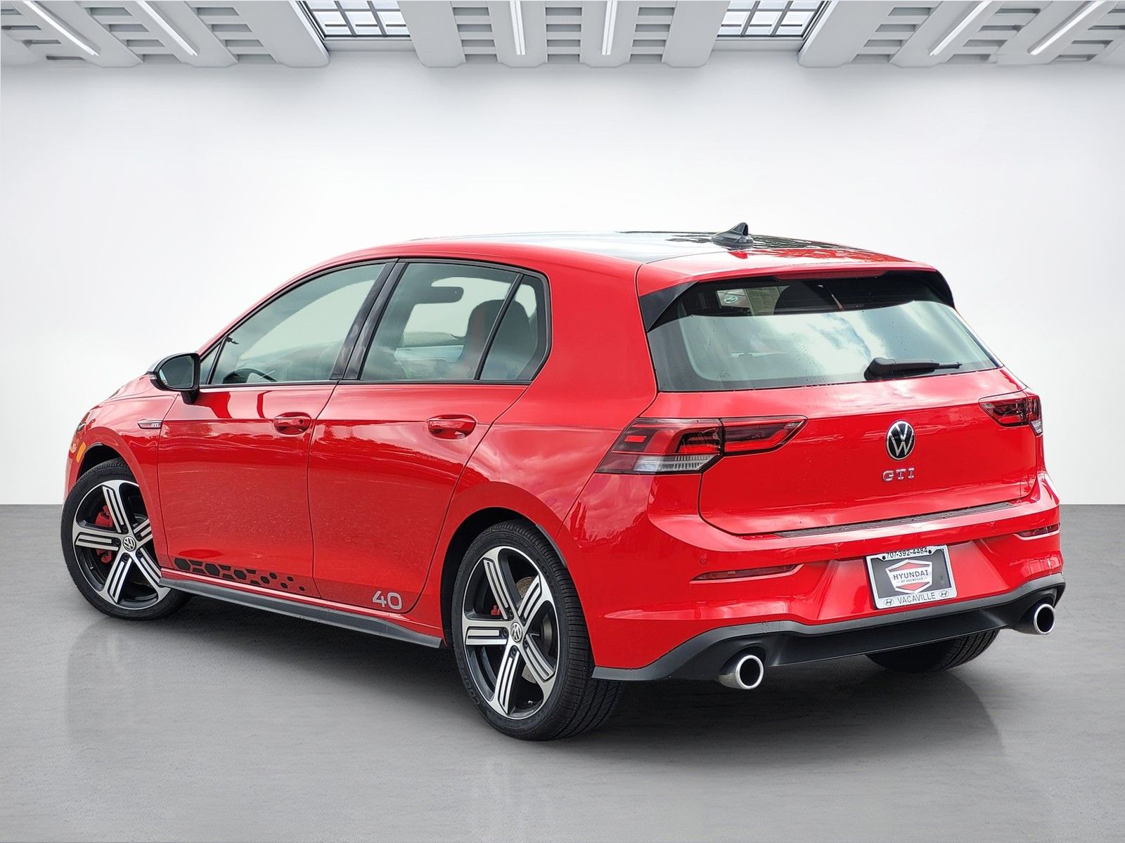 2023 Volkswagen Golf GTI 40TH Anniversary Edition - Photo 13