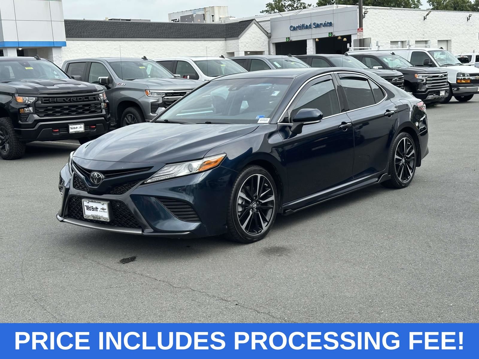 Teal (Aqua) 2018 Toyota Camry Sedan Front-Wheel Drive 8-Speed Automatic