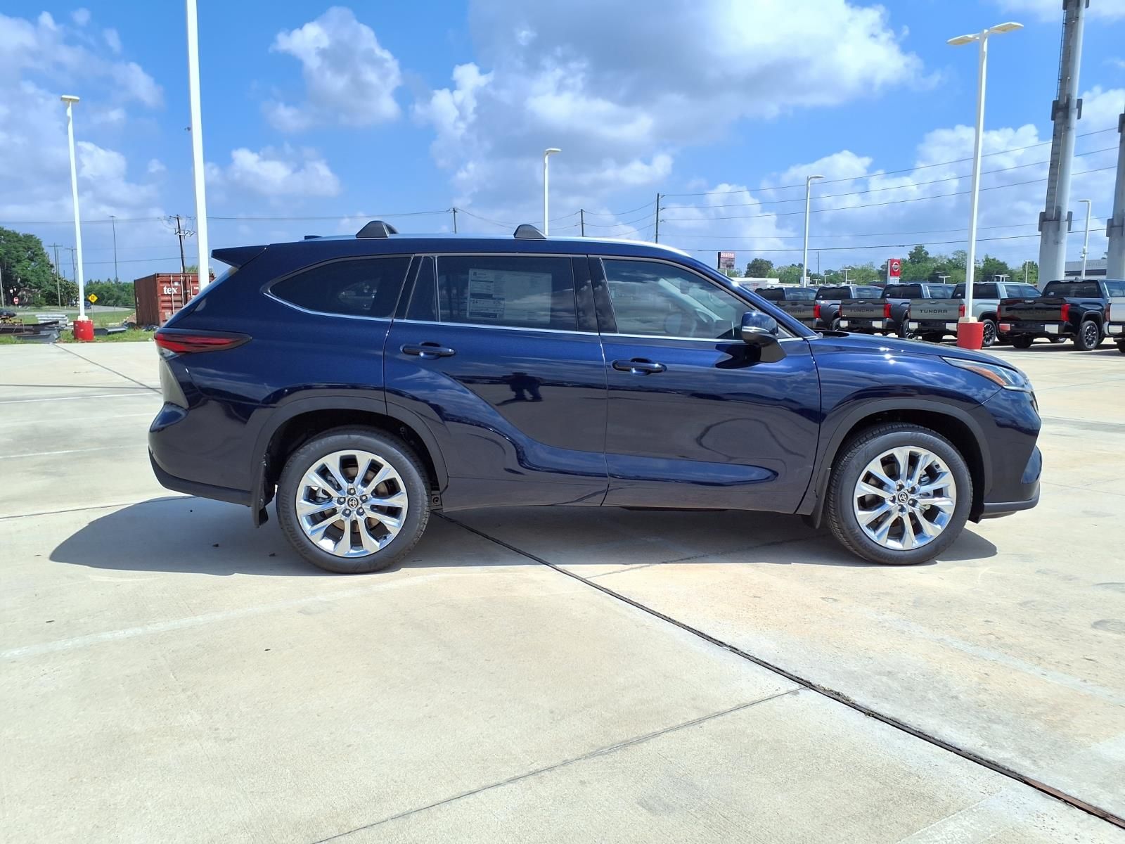 2026 Toyota Highlander Limited - 4