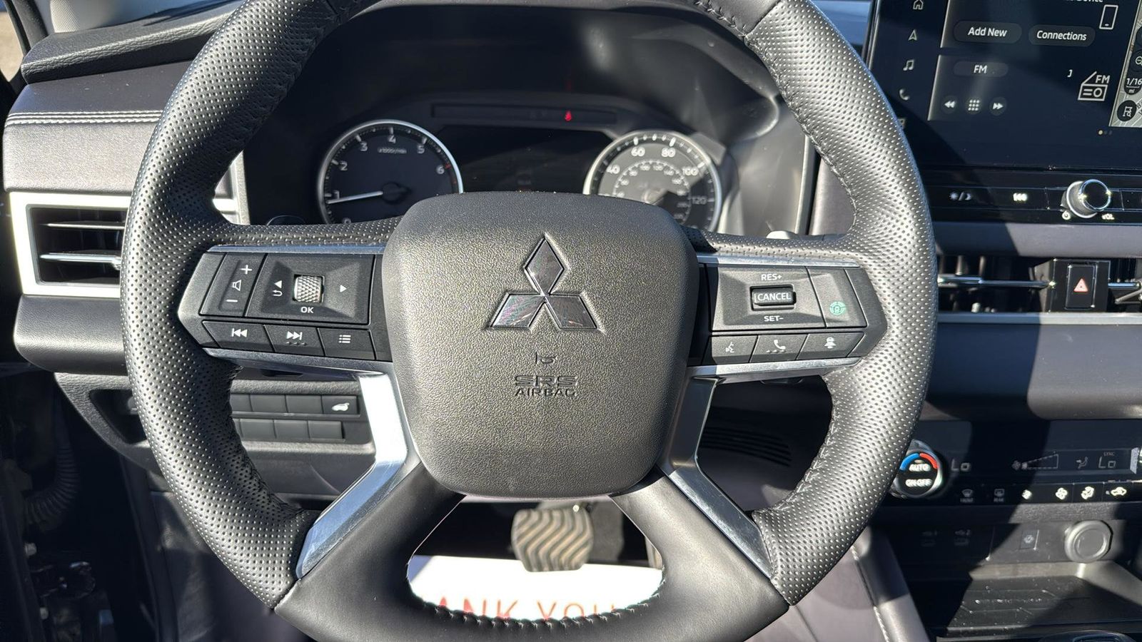 Used Car 2025 Mitsubishi Outlander  Se For Sale Under $30,000 In Austin, Texas