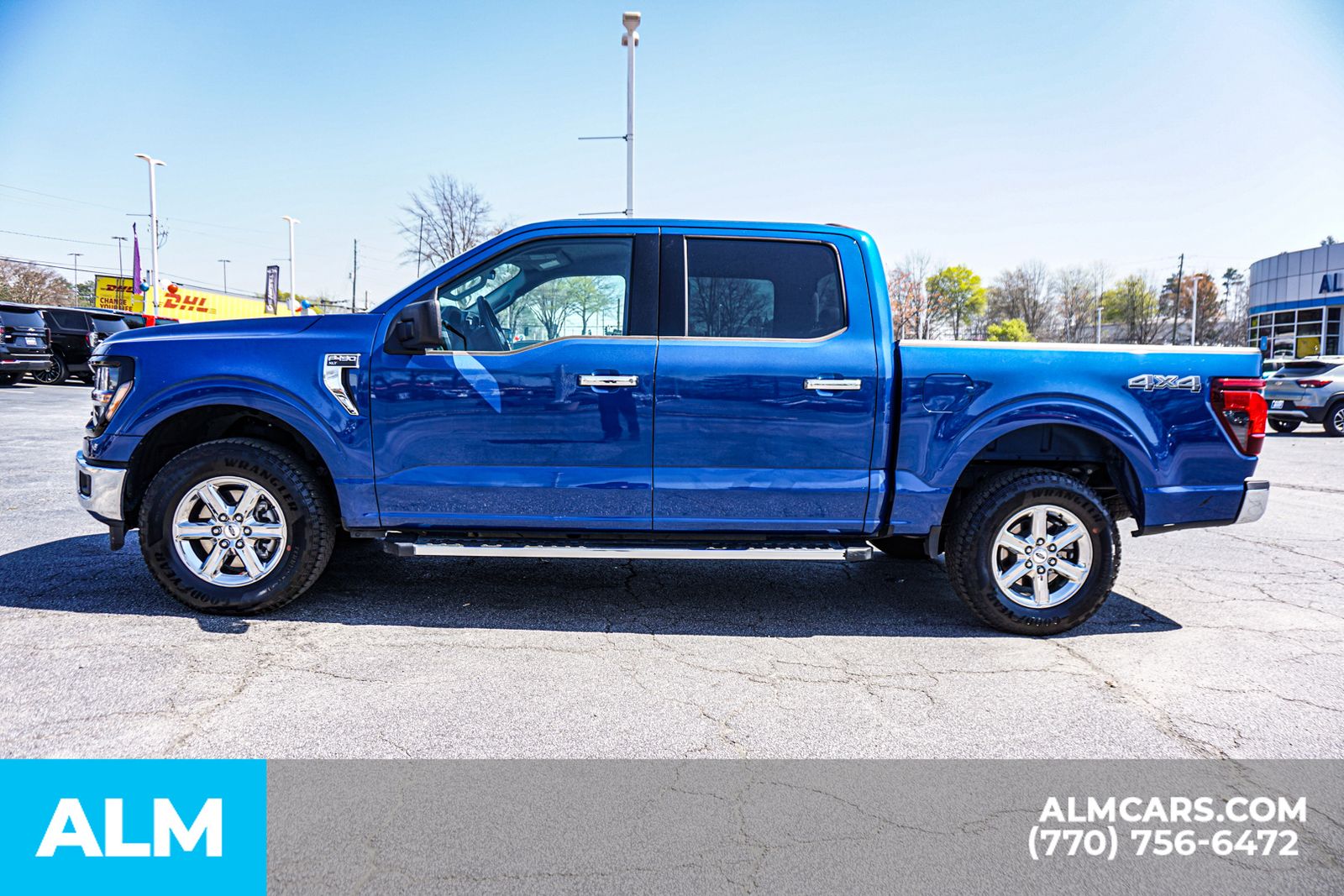 Used 2025 Blue Ford XLT image 10
