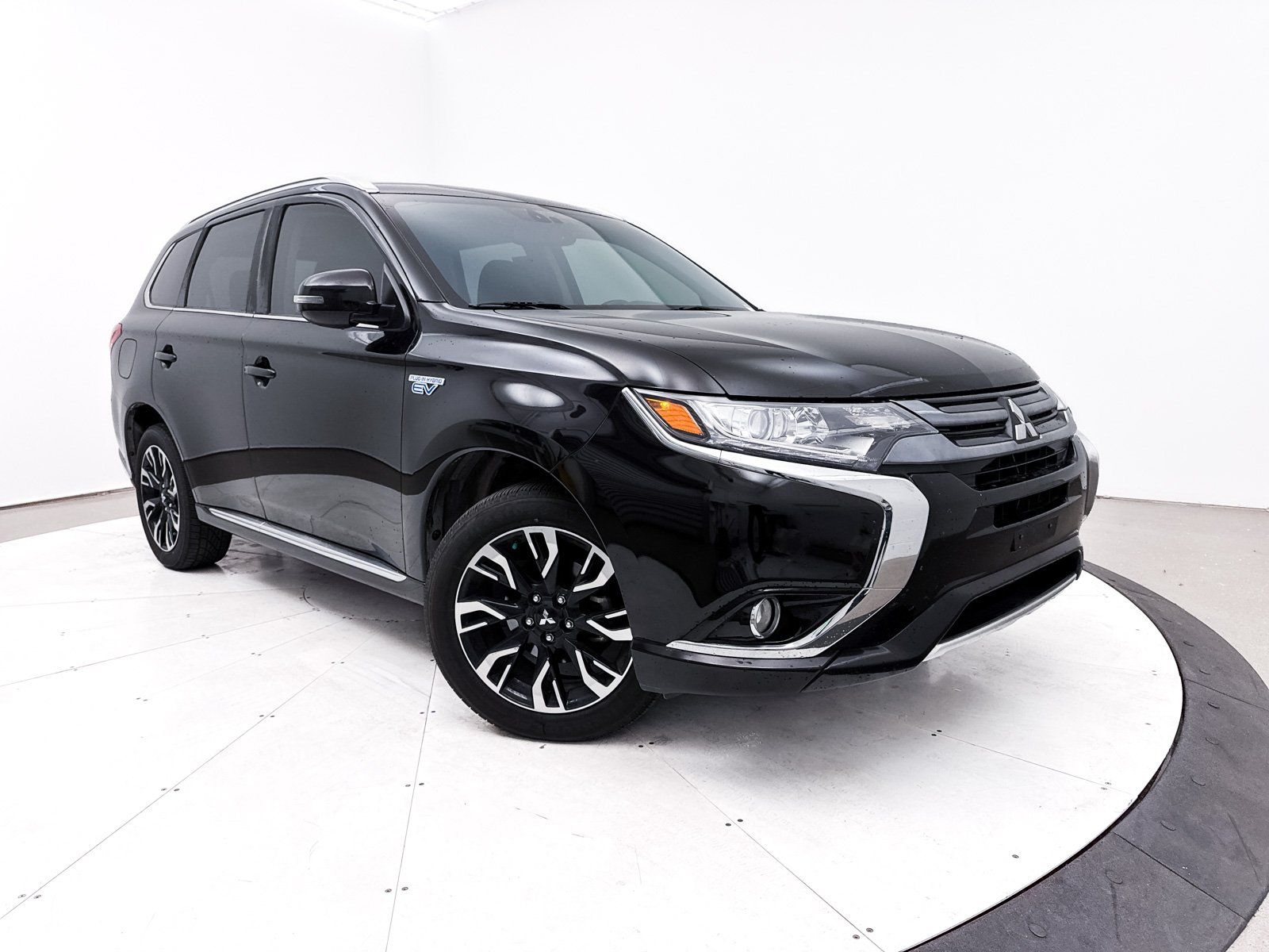 2018 Mitsubishi Outlander PHEV SEL