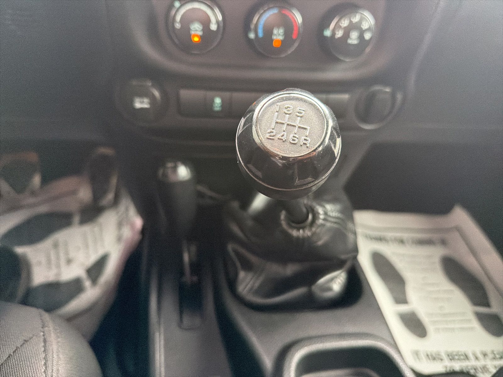 Used 2016 Crystal Metallic Jeep Unlimited Sport image 19