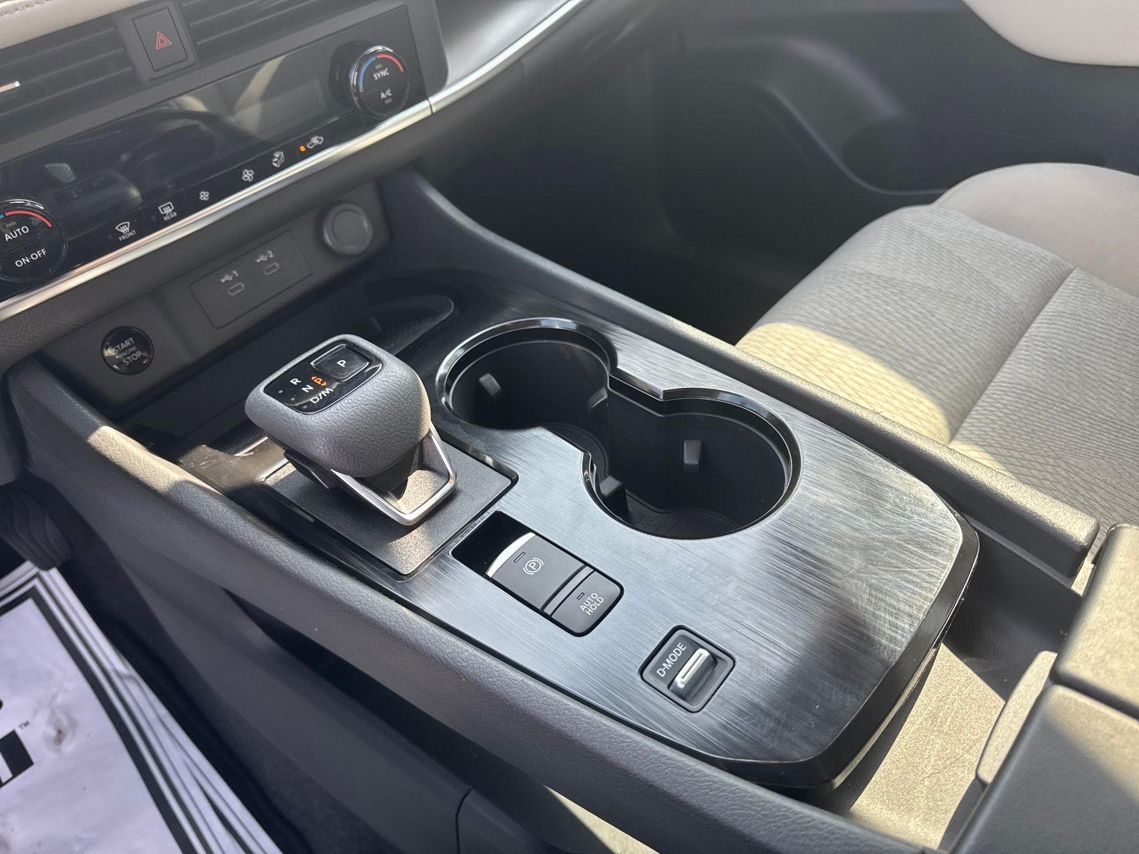 Used 2025 Nissan Rogue SV 4D Sport Utility