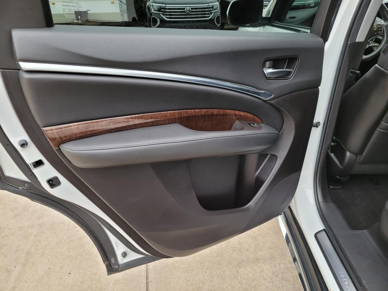 used 2020 Acura MDX car, priced at $20,500