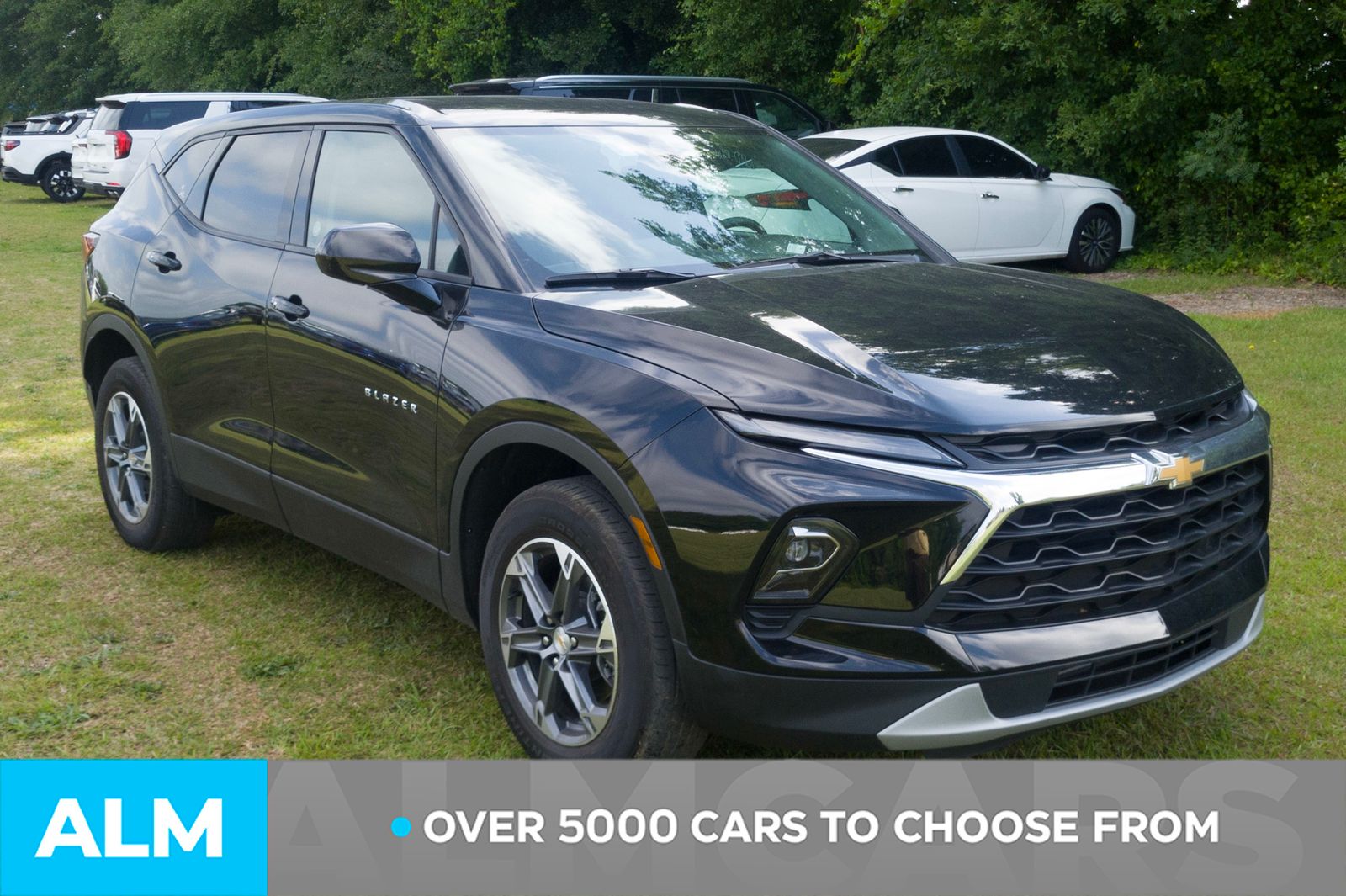 Used 2025 Black Chevrolet LT image 3