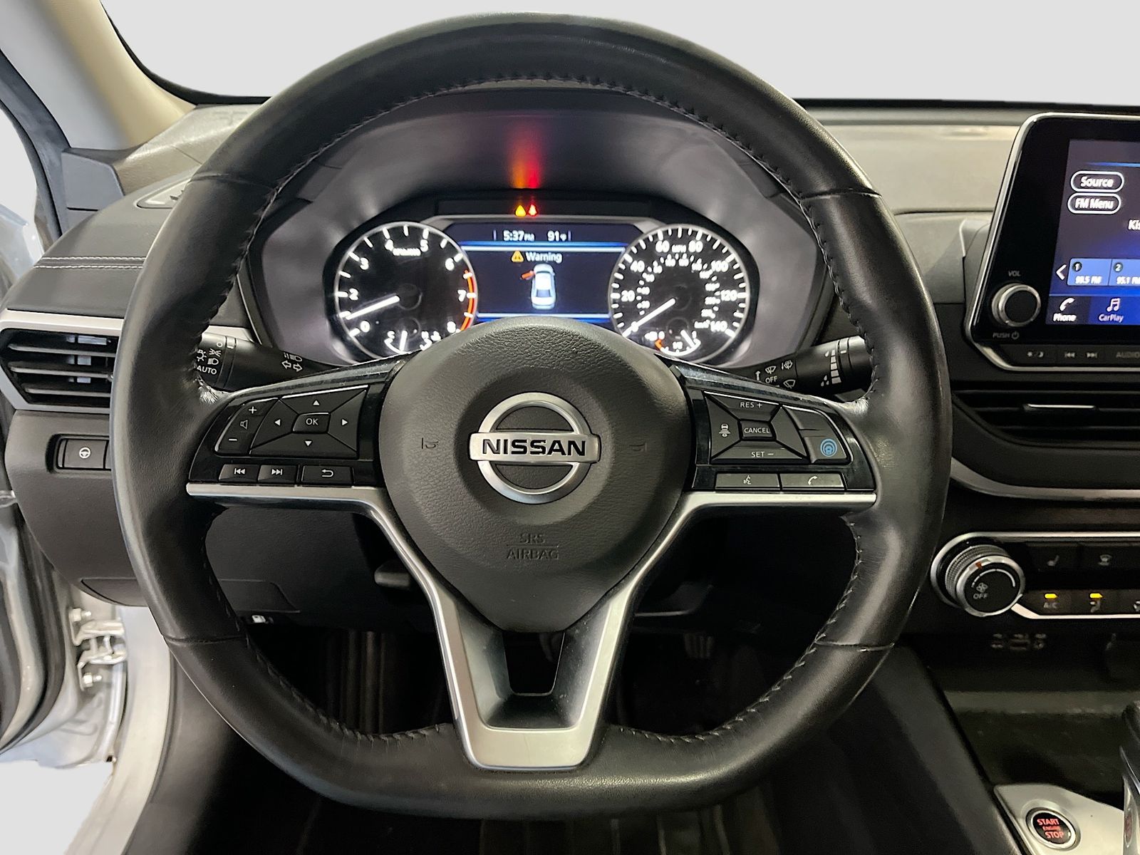 Used 2021 Silver Nissan 2.5 SV image 11