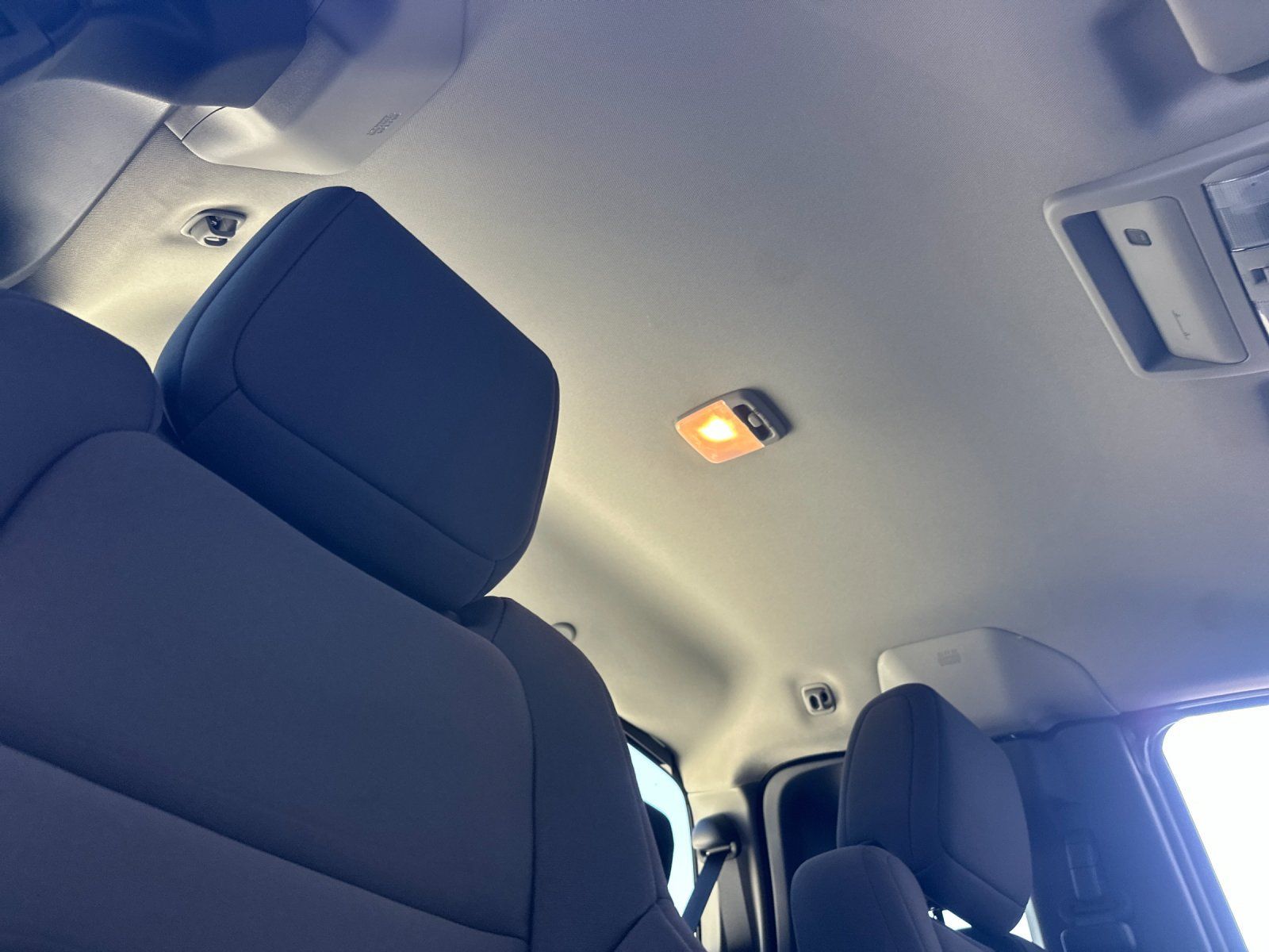 2026 Nissan Frontier S - Photo 15