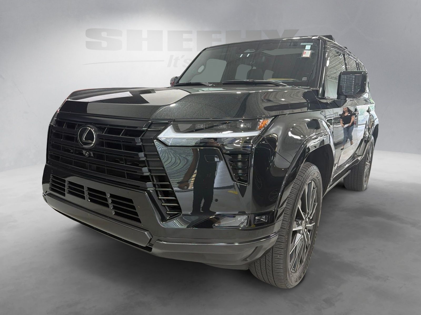 Used 2025 Black Lexus 550 Luxury+ image 3