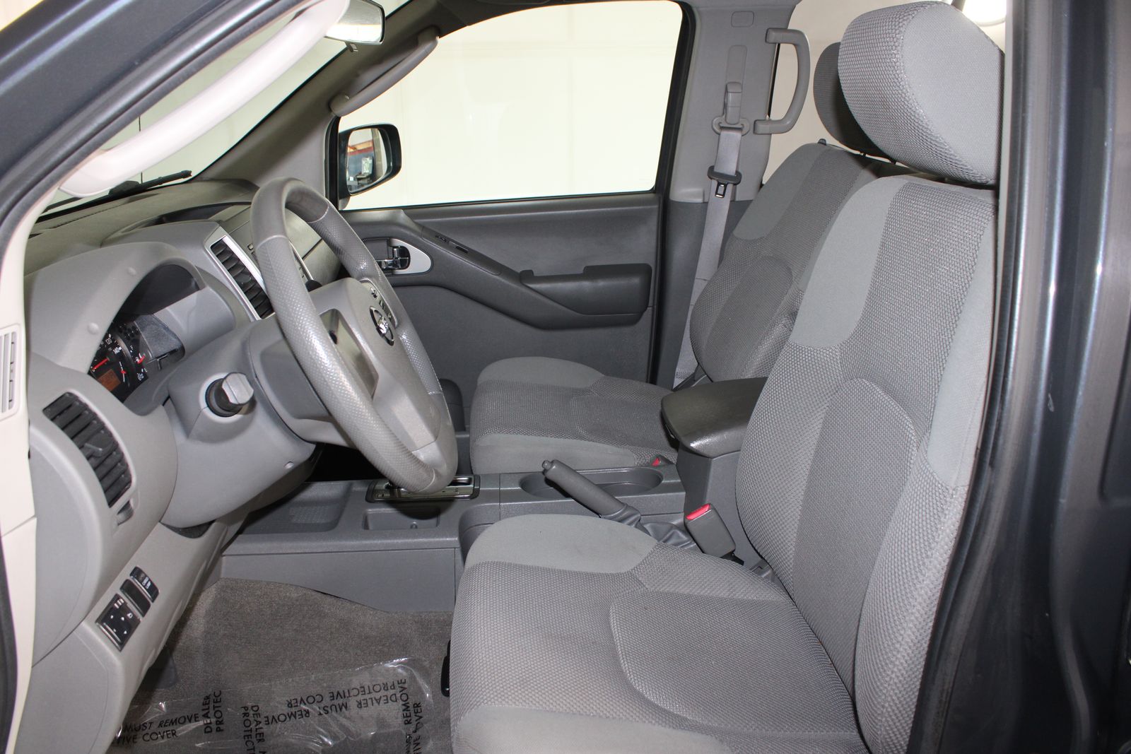 Used 2010 Black Nissan SE image 8