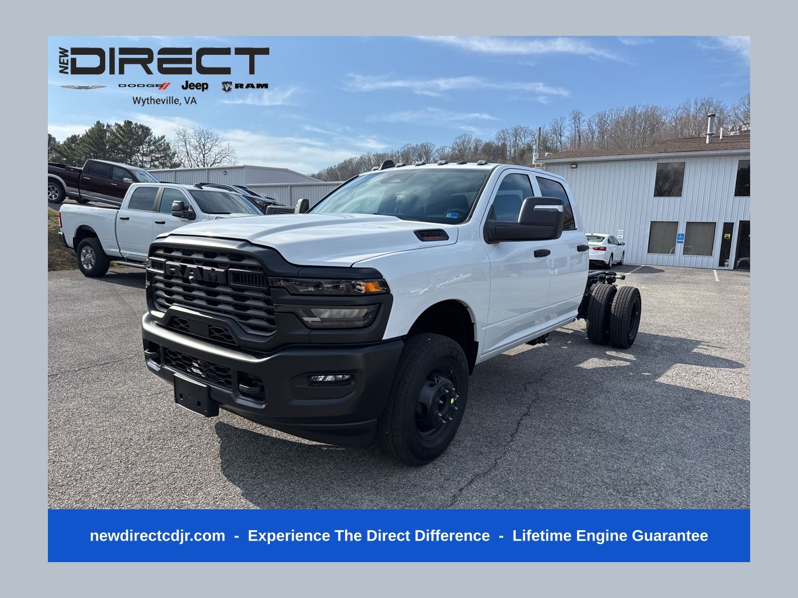 Bright White Clearcoat 2026 RAM 3500 Chassis Tradesman Crew Cab LB DRW 4WD Pickup Truck Four-Wheel Drive 8-Speed Automatic