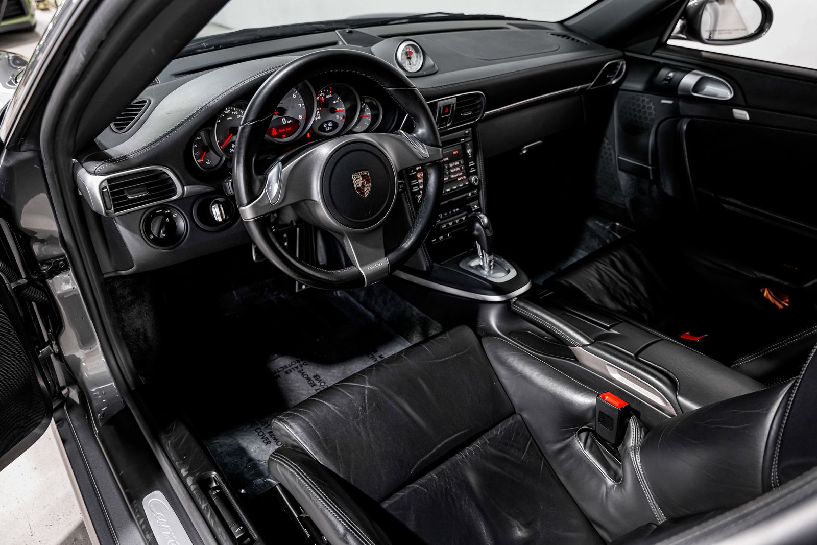 2009 Porsche 911 Carrera 4S — photo 9