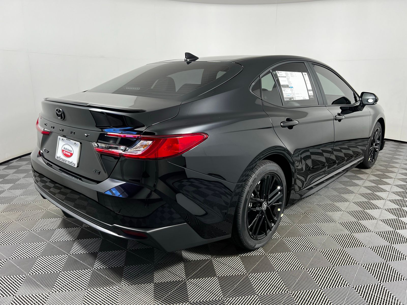 Thumbnail: 2025 Toyota Camry - 5