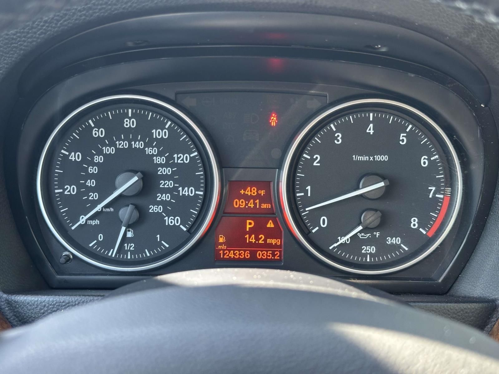 Used 2009 Silver BMW 335i xDrive image 4