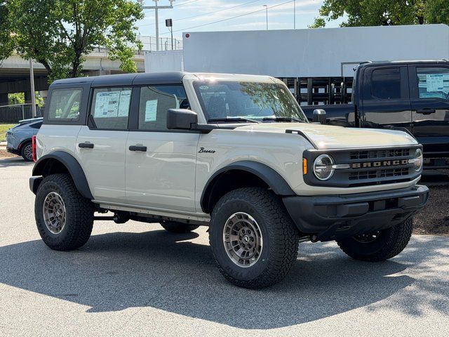 2026 Ford Bronco Base 4x4's photo