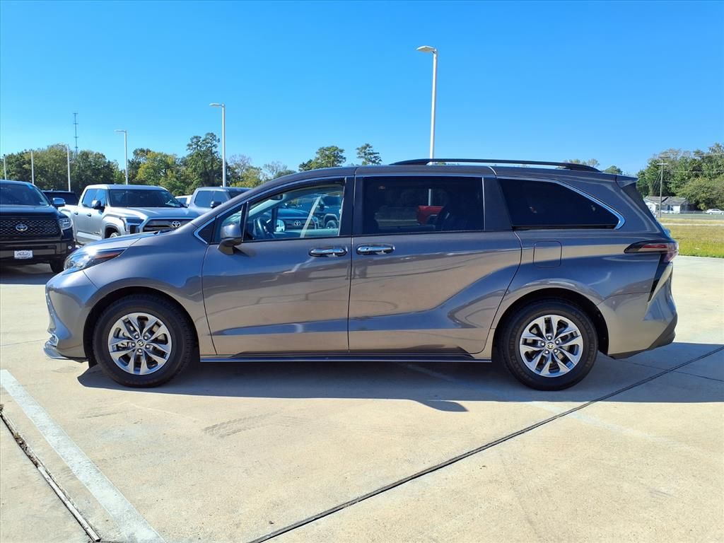2023 Toyota Sienna XLE  at Don McGill Toyota